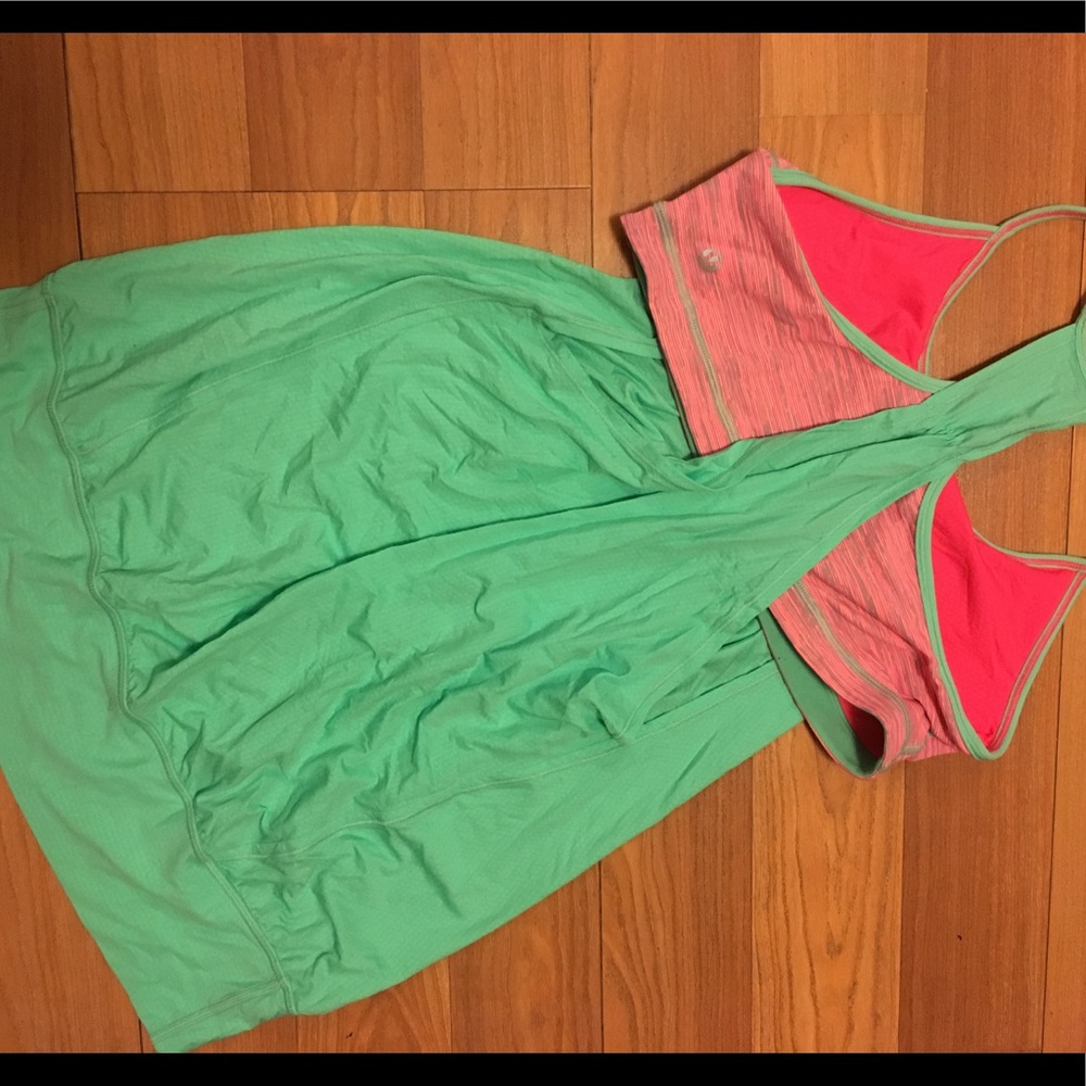 Lululemon built in bra top